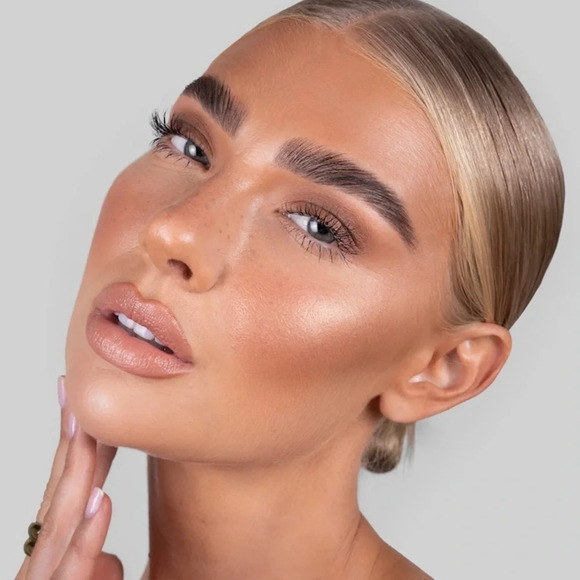 REFY Brow Pomade, Medium, NIB 🎉 - Picture 4 of 7